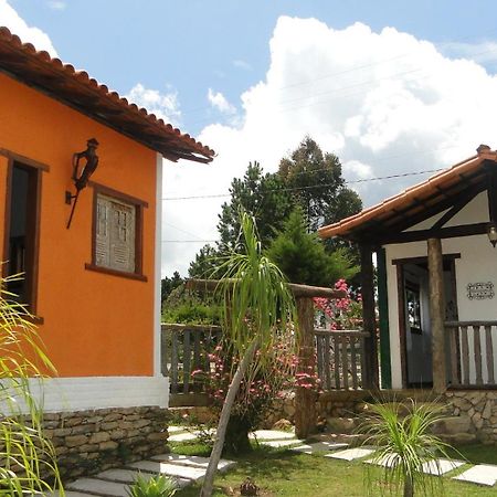 Pousada Vila Do Campo Lavras Novas Exteriör bild